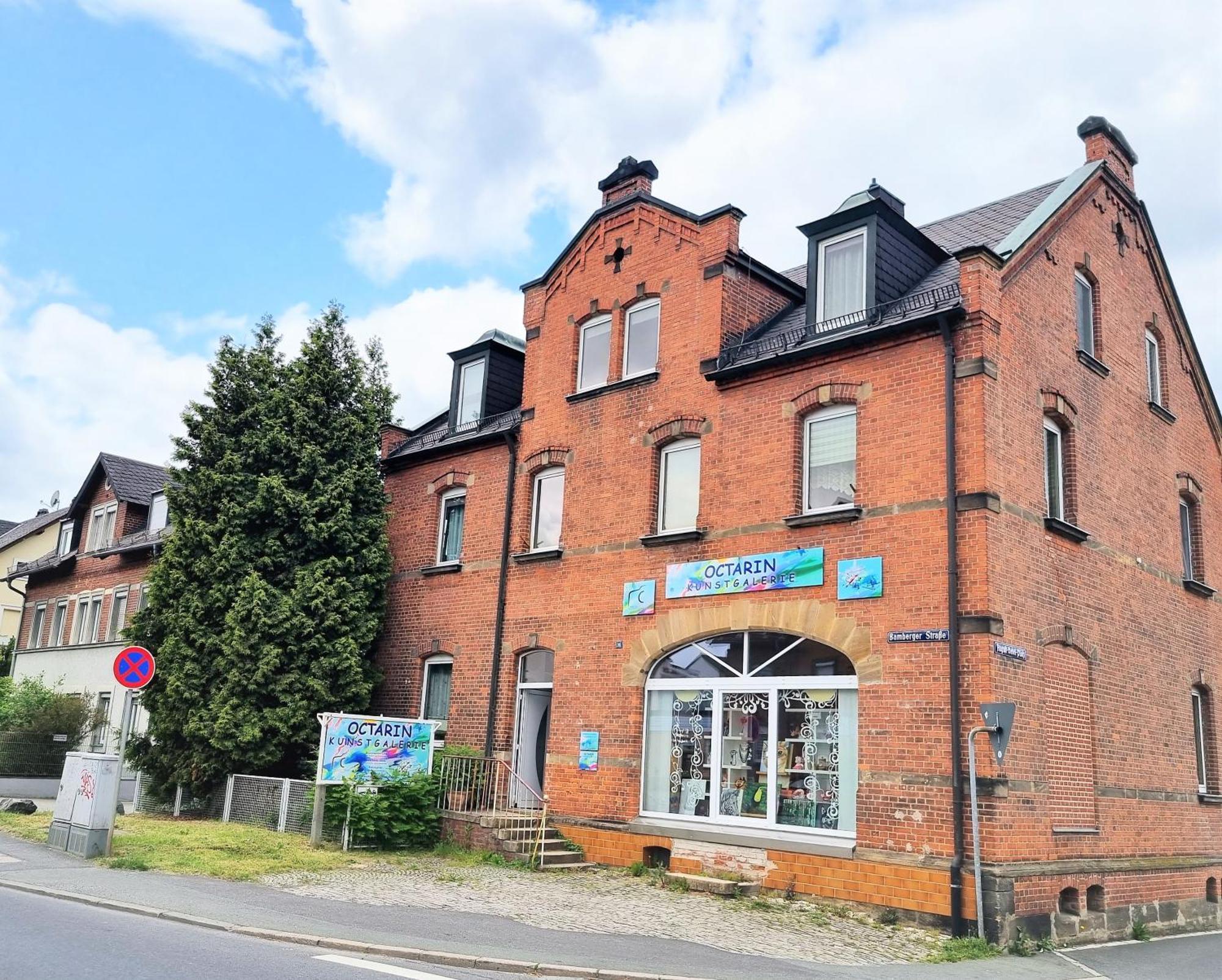 Apartment Bayreuth, Grosse Ferienwohnung Im Haus Mit Kunst, 3 Schlafzimmer, Kueche, Parkplatz Exterior foto